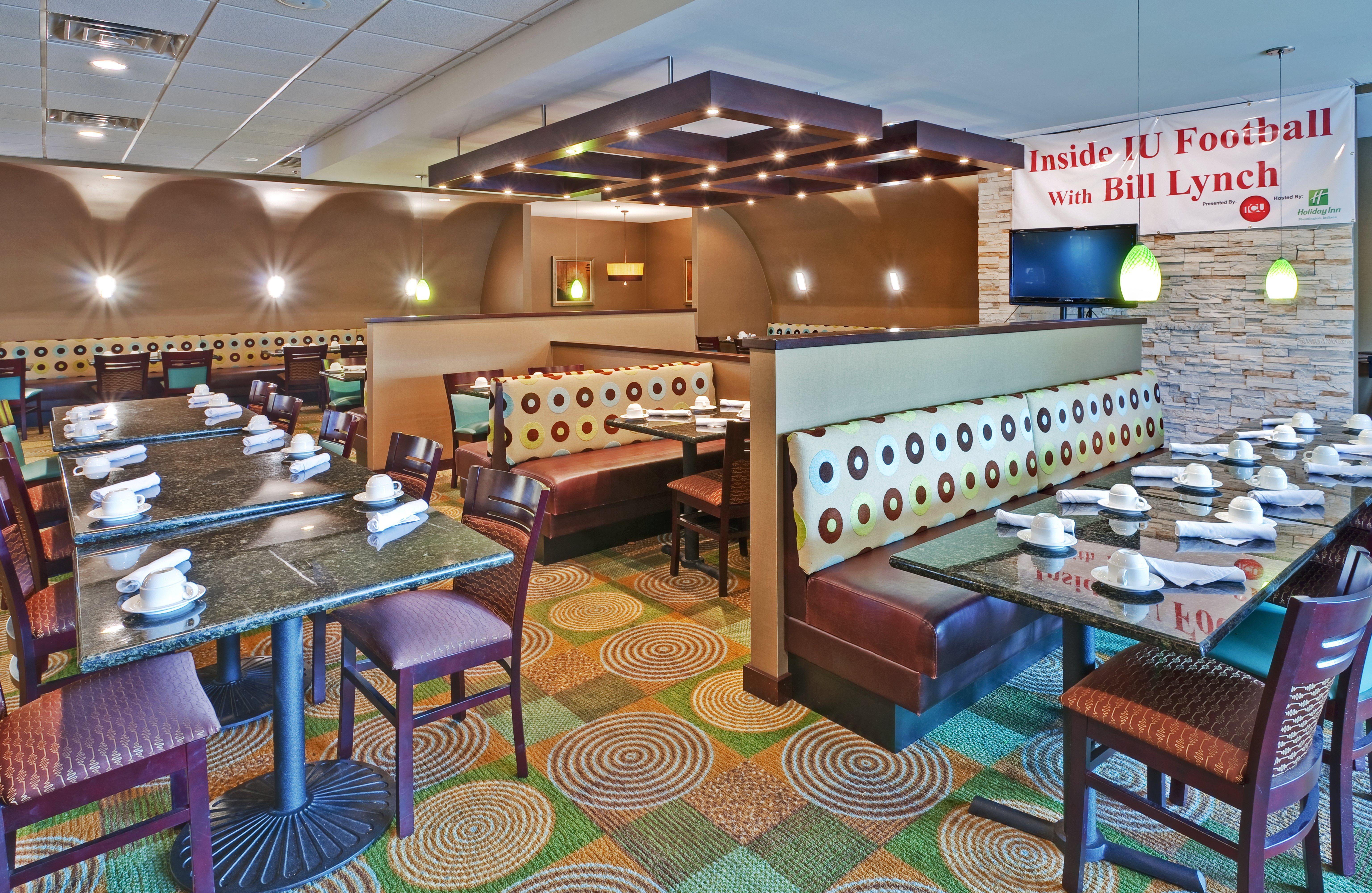 Holiday Inn Bloomington-University Area By Ihg Bagian luar foto