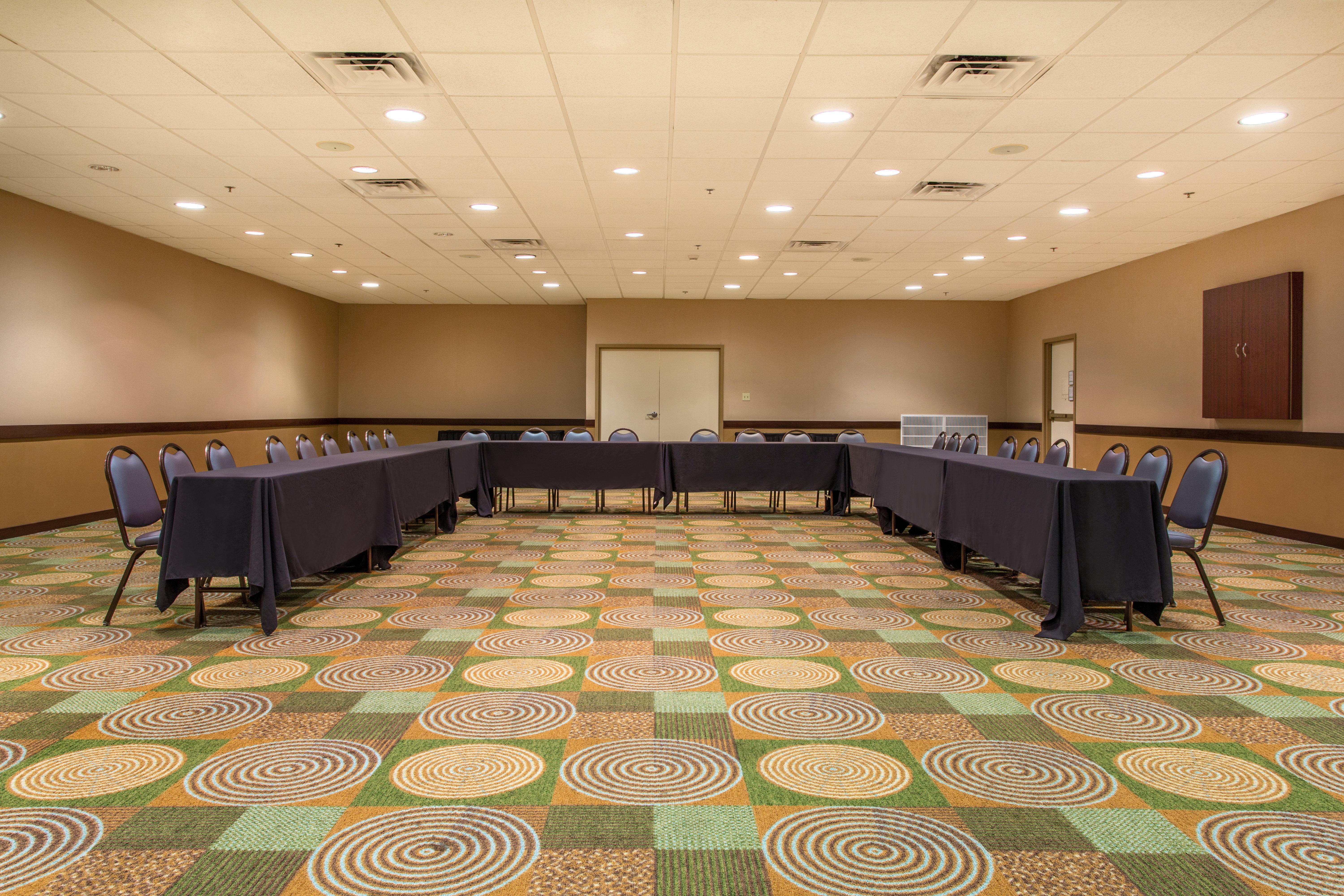 Holiday Inn Bloomington-University Area By Ihg Bagian luar foto
