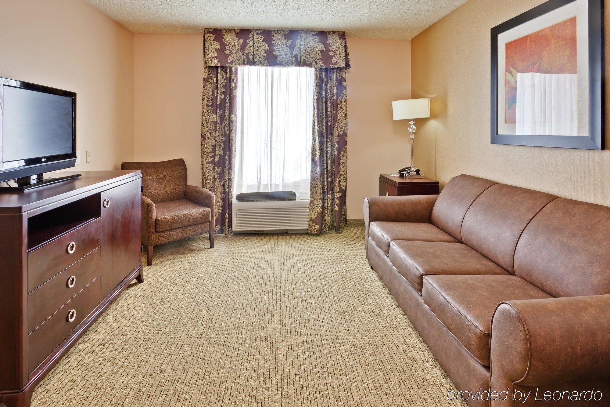 Holiday Inn Bloomington-University Area By Ihg Bagian luar foto