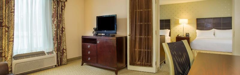 Holiday Inn Bloomington-University Area By Ihg Bagian luar foto